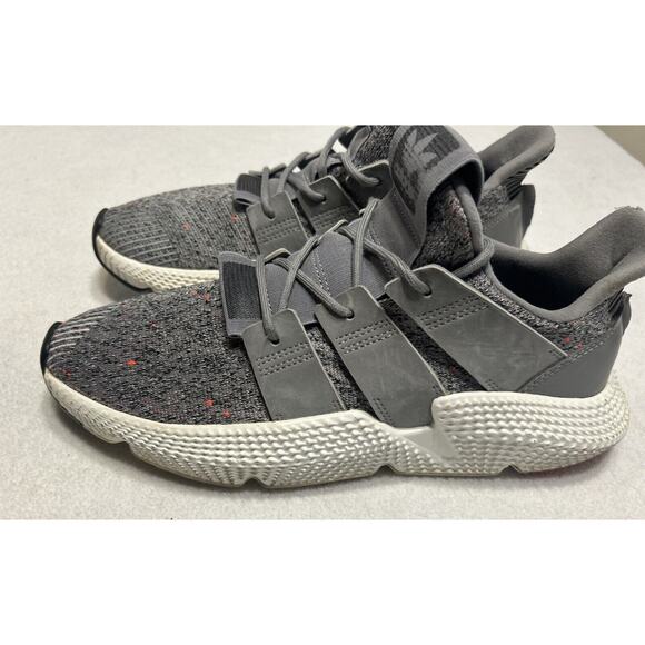 Adidas Prophere Men's Sneakers Sz 9.5 Gray Solar Red White Running Shoes CQ3023 - Picture 3 of 12